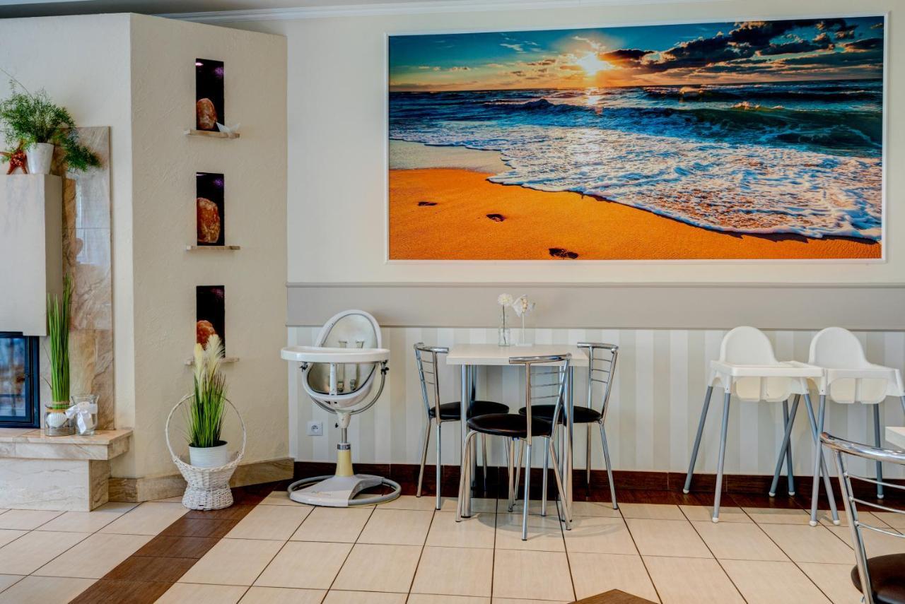 Ambre Mare - Wypoczynek Pod Palmami Bed & Breakfast Pobierowo Exterior foto
